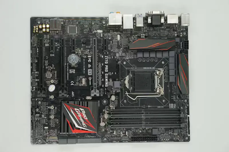 Scheda madre Asus Z170-PRO GAMING